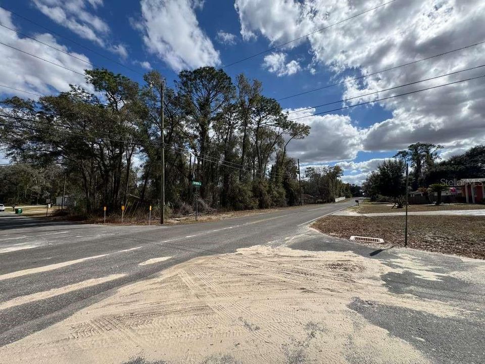 待售: $23,890 (0.27 acres)
