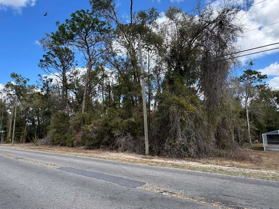 待售: $23,890 (0.27 acres)