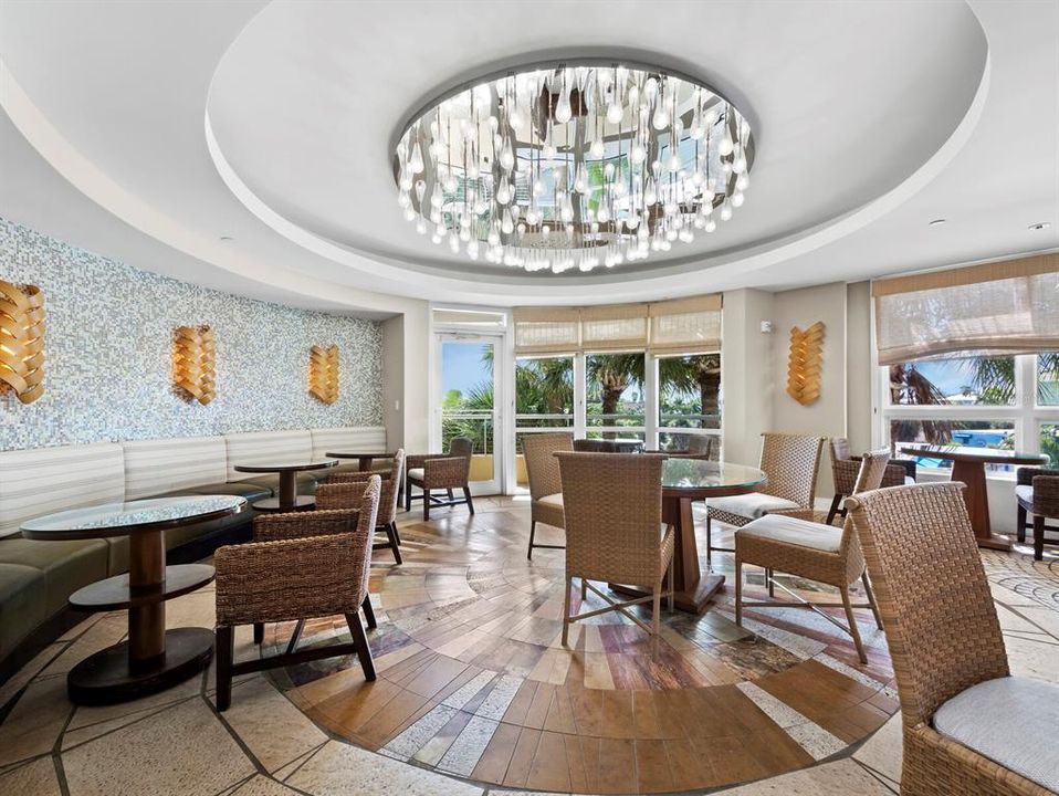 For Sale: $1,349,000 (3 beds, 3 baths, 1900 Square Feet)