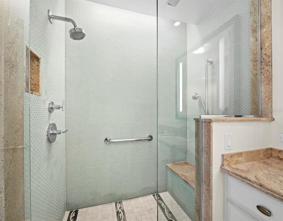 For Sale: $1,349,000 (3 beds, 3 baths, 1900 Square Feet)