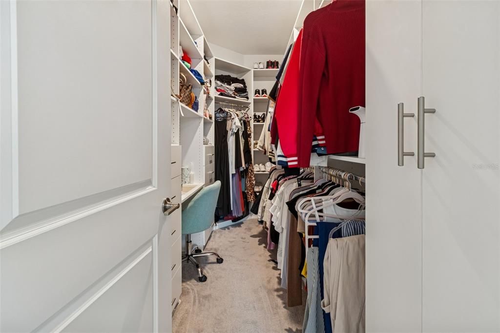 For Sale: $230,000 (2 beds, 2 baths, 1413 Square Feet)