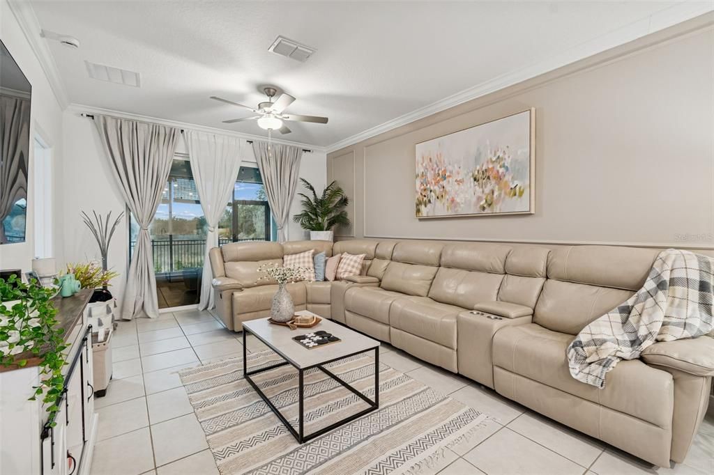 For Sale: $230,000 (2 beds, 2 baths, 1413 Square Feet)