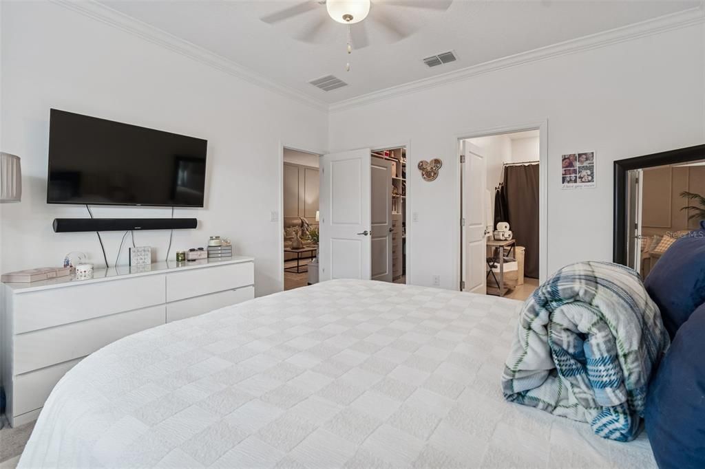For Sale: $230,000 (2 beds, 2 baths, 1413 Square Feet)