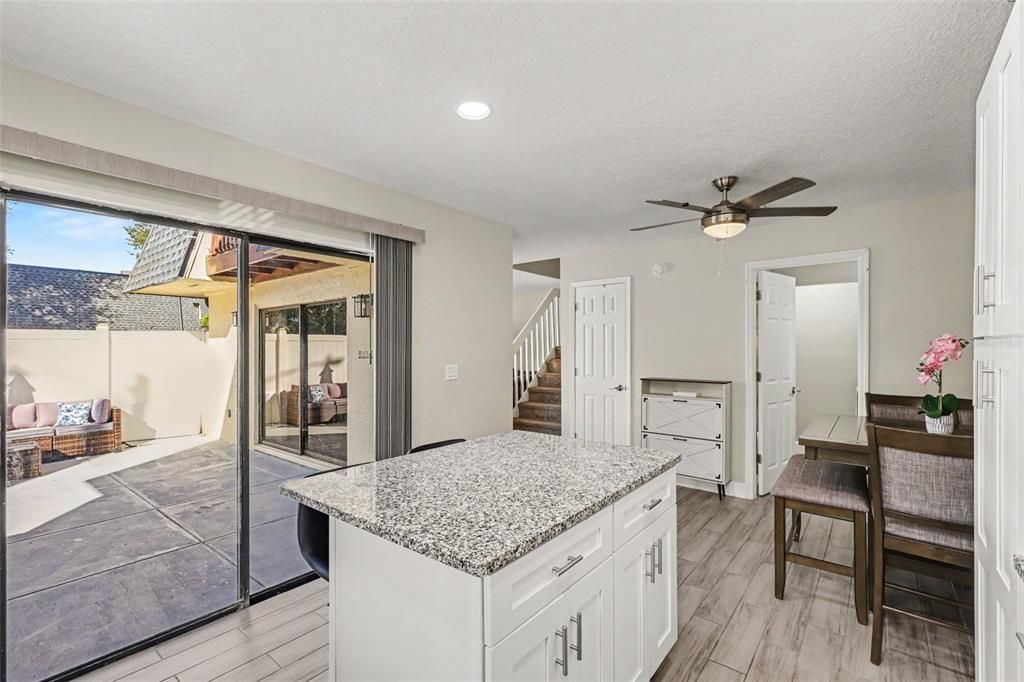 For Rent: $2,100 (2 beds, 2 baths, 1302 Square Feet)