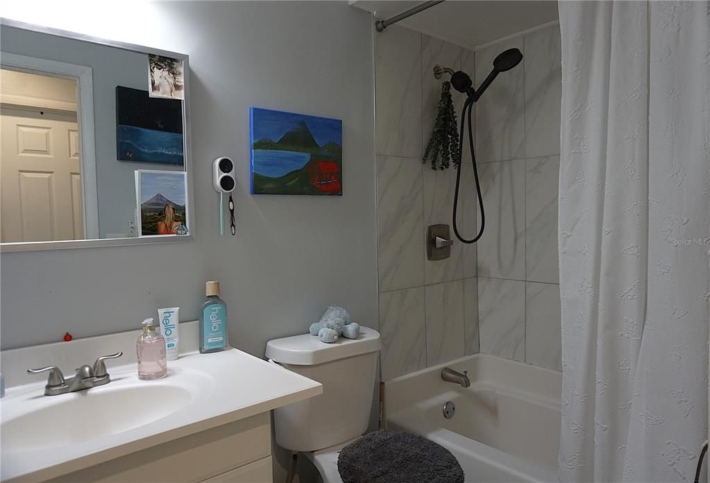 For Sale: $350,000 (3 beds, 2 baths, 1440 Square Feet)