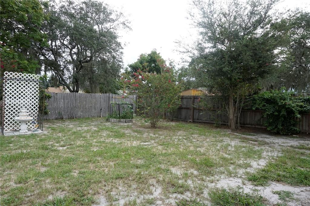 For Sale: $350,000 (3 beds, 2 baths, 1440 Square Feet)