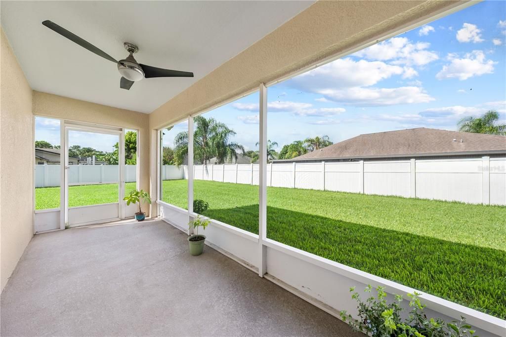 For Sale: $375,000 (3 beds, 2 baths, 1585 Square Feet)