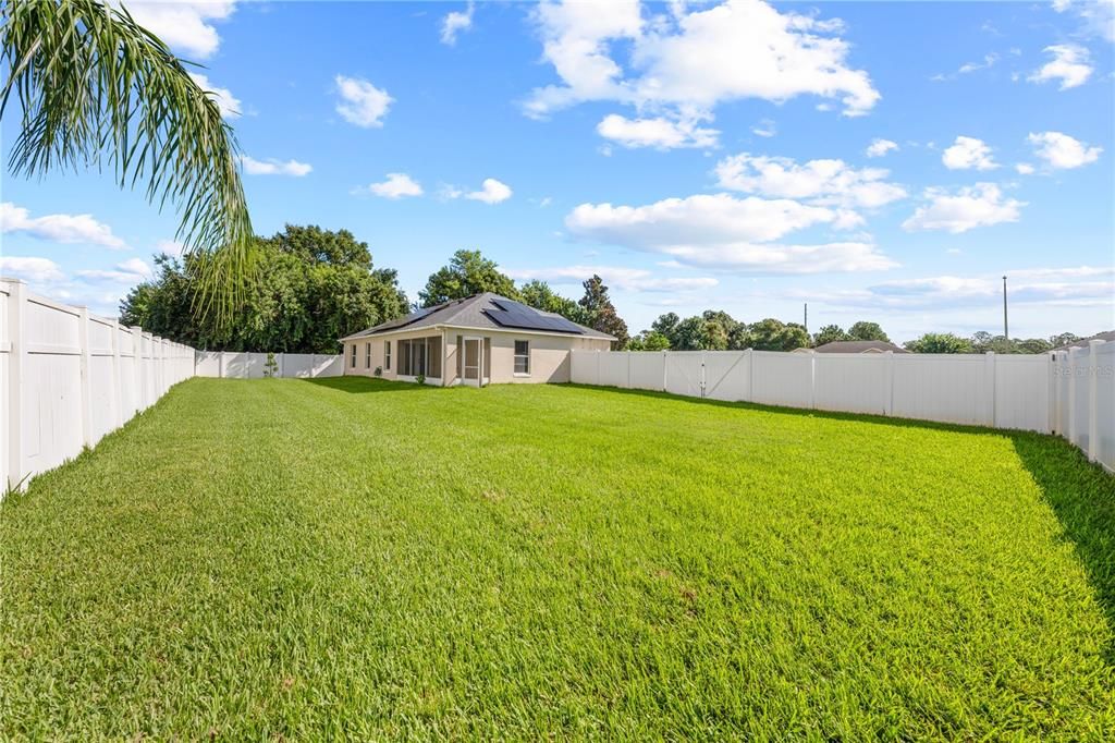 For Sale: $375,000 (3 beds, 2 baths, 1585 Square Feet)