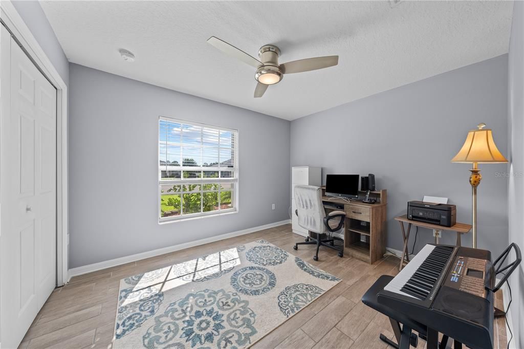 For Sale: $375,000 (3 beds, 2 baths, 1585 Square Feet)