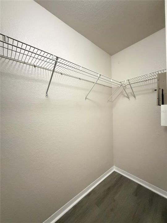 En Venta: $349,900 (4 camas, 2 baños, 1724 Pies cuadrados)