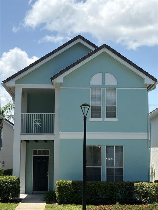 En Venta: $349,900 (4 camas, 2 baños, 1724 Pies cuadrados)