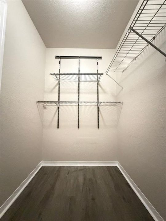 En Venta: $349,900 (4 camas, 2 baños, 1724 Pies cuadrados)