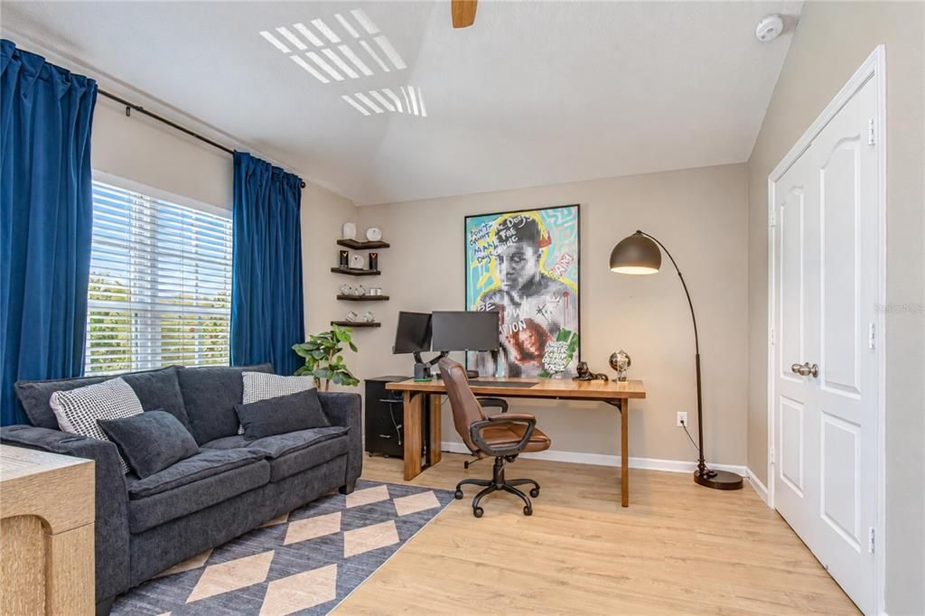 На продажу: $319,000 (3 спален, 2 ванн, 1790 Квадратных фут)