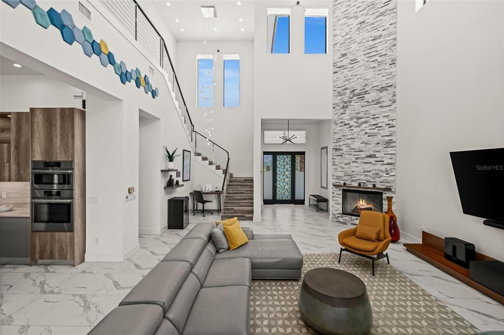 For Sale: $2,299,000 (4 beds, 4 baths, 3902 Square Feet)
