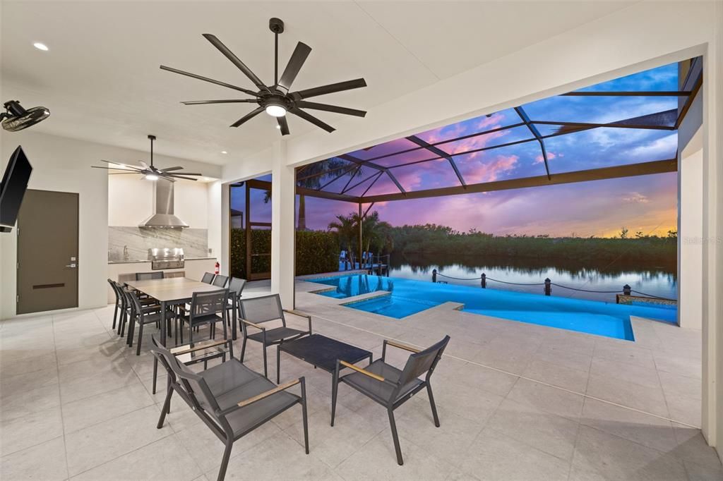 For Sale: $2,299,000 (4 beds, 4 baths, 3902 Square Feet)