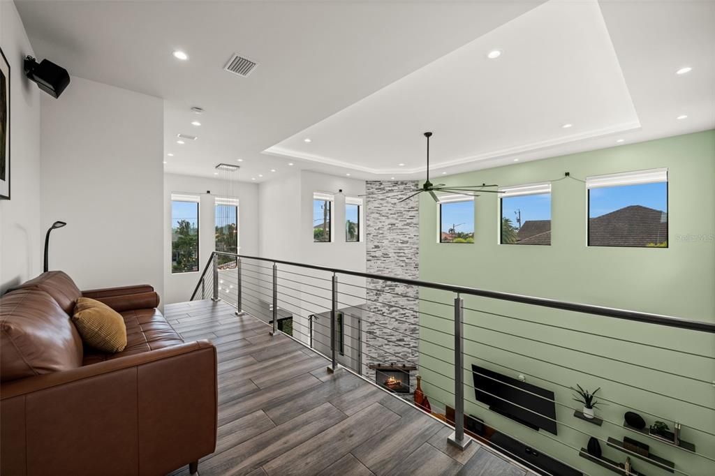 For Sale: $2,299,000 (4 beds, 4 baths, 3902 Square Feet)