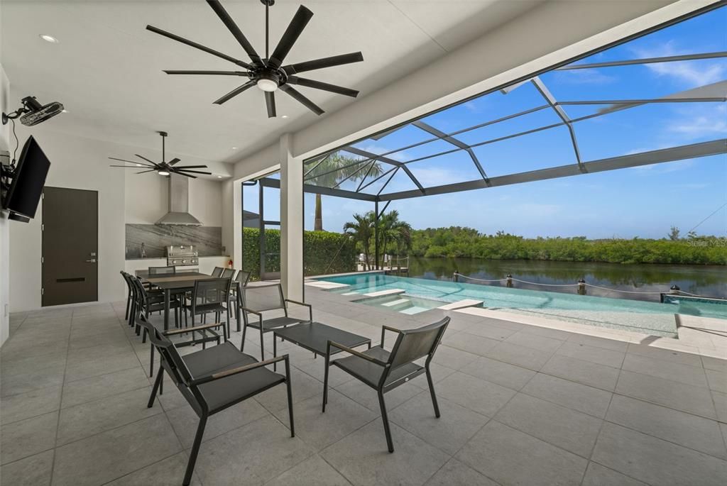 For Sale: $2,299,000 (4 beds, 4 baths, 3902 Square Feet)
