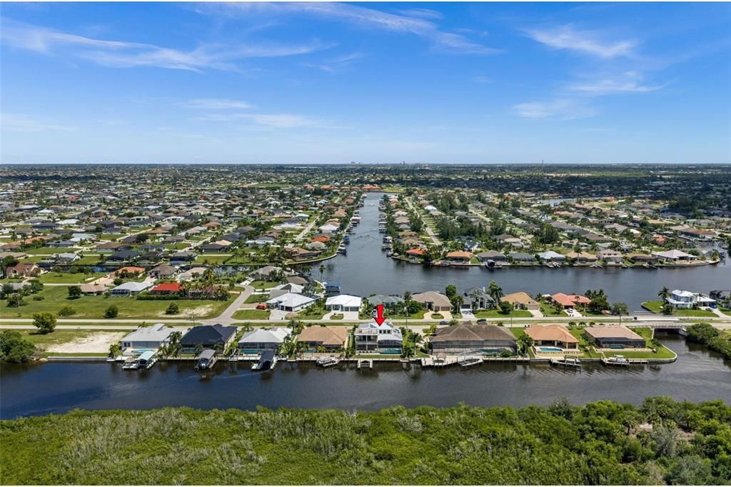 For Sale: $2,299,000 (4 beds, 4 baths, 3902 Square Feet)