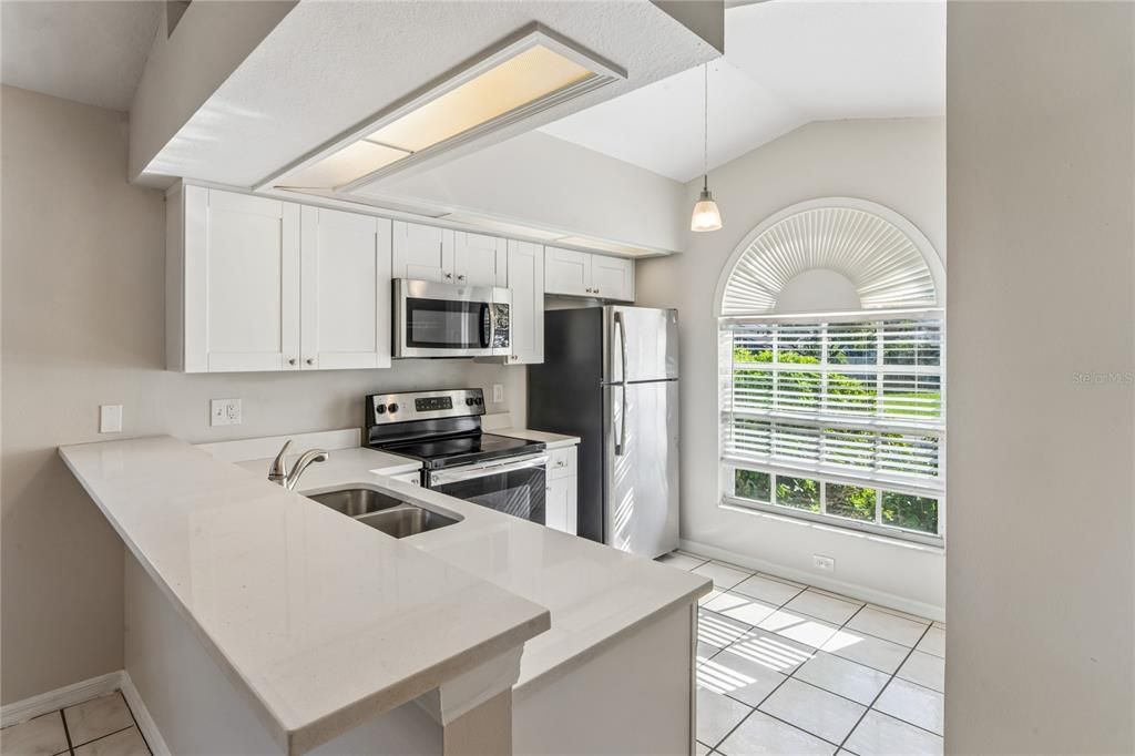 En Venta: $325,000 (3 camas, 2 baños, 1451 Pies cuadrados)