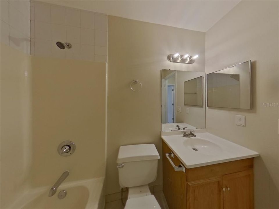 En Renta: $2,029 (3 camas, 2 baños, 1652 Pies cuadrados)
