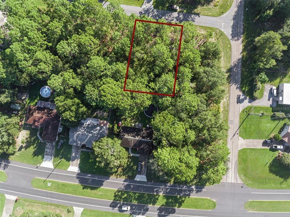 На продажу: $29,900 (0.23 acres)