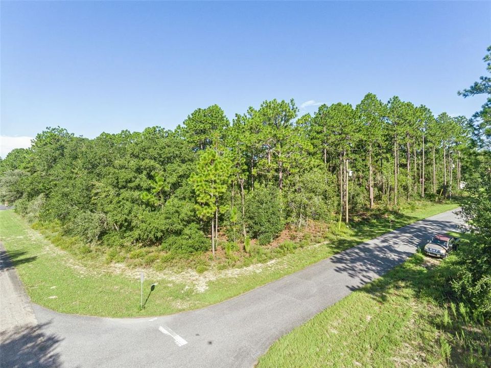 На продажу: $29,900 (0.23 acres)
