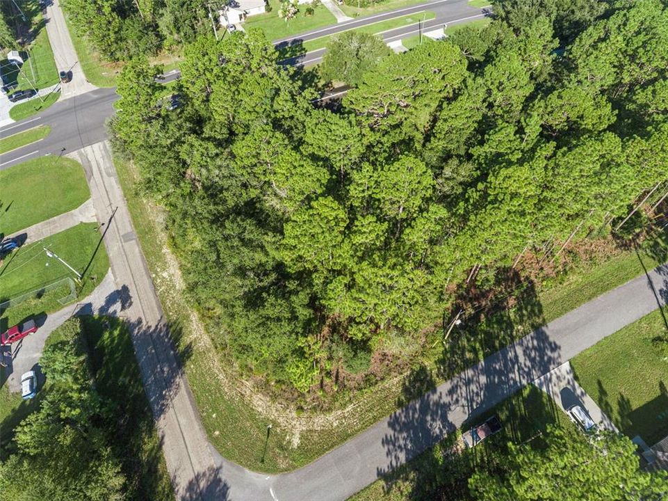 На продажу: $29,900 (0.23 acres)