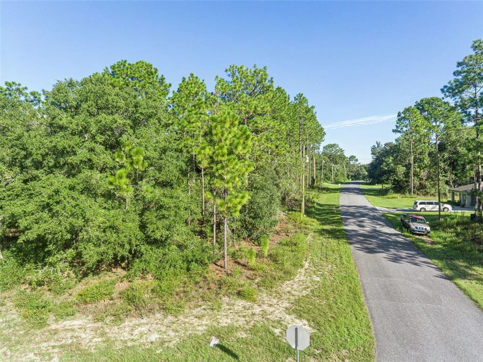 На продажу: $29,900 (0.23 acres)