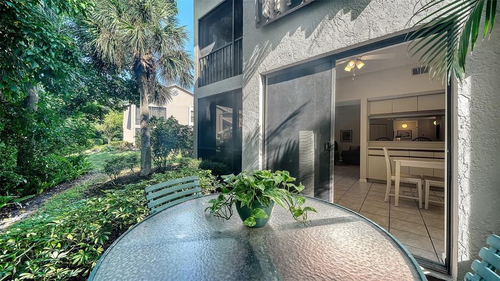 En Venta: $295,000 (2 camas, 2 baños, 1712 Pies cuadrados)