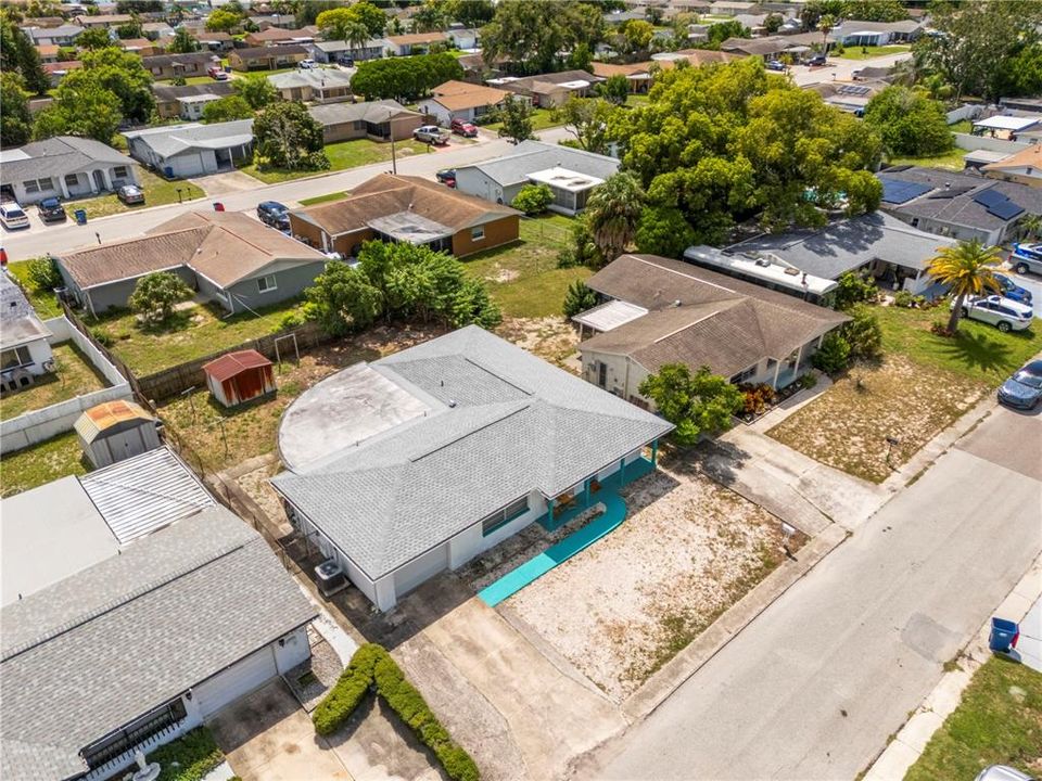 For Sale: $223,800 (2 beds, 2 baths, 1368 Square Feet)