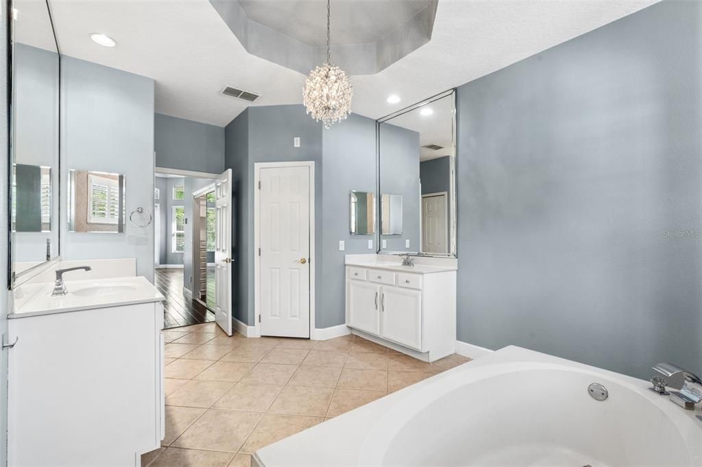 For Sale: $899,900 (4 beds, 3 baths, 3188 Square Feet)
