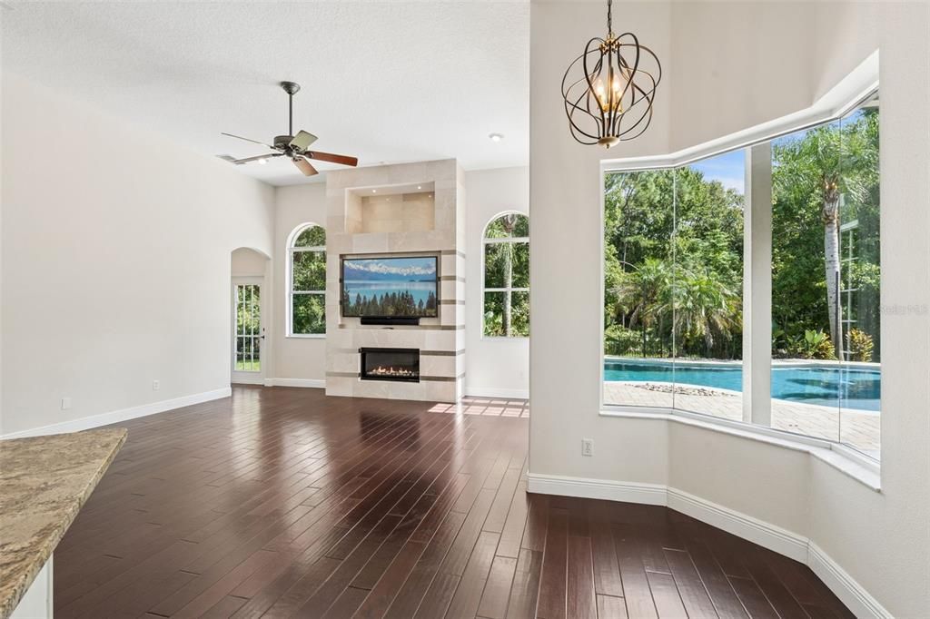 For Sale: $899,900 (4 beds, 3 baths, 3188 Square Feet)