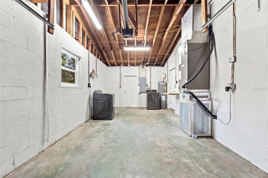 For Sale: $455,000 (3 beds, 1 baths, 1339 Square Feet)