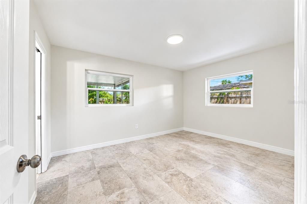 For Sale: $455,000 (3 beds, 1 baths, 1339 Square Feet)