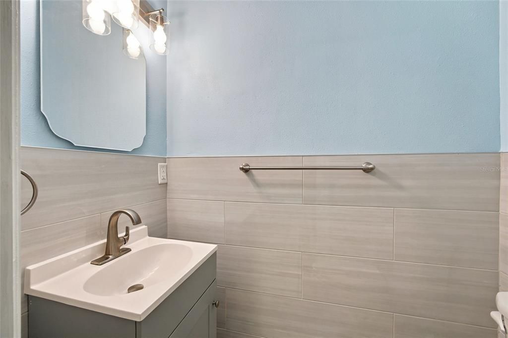For Sale: $455,000 (3 beds, 1 baths, 1339 Square Feet)