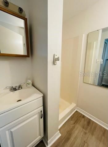 For Rent: $2,200 (4 beds, 2 baths, 1724 Square Feet)