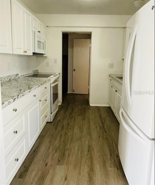 For Rent: $2,200 (4 beds, 2 baths, 1724 Square Feet)