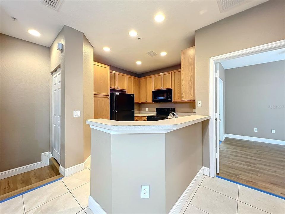 For Rent: $2,250 (3 beds, 2 baths, 1457 Square Feet)