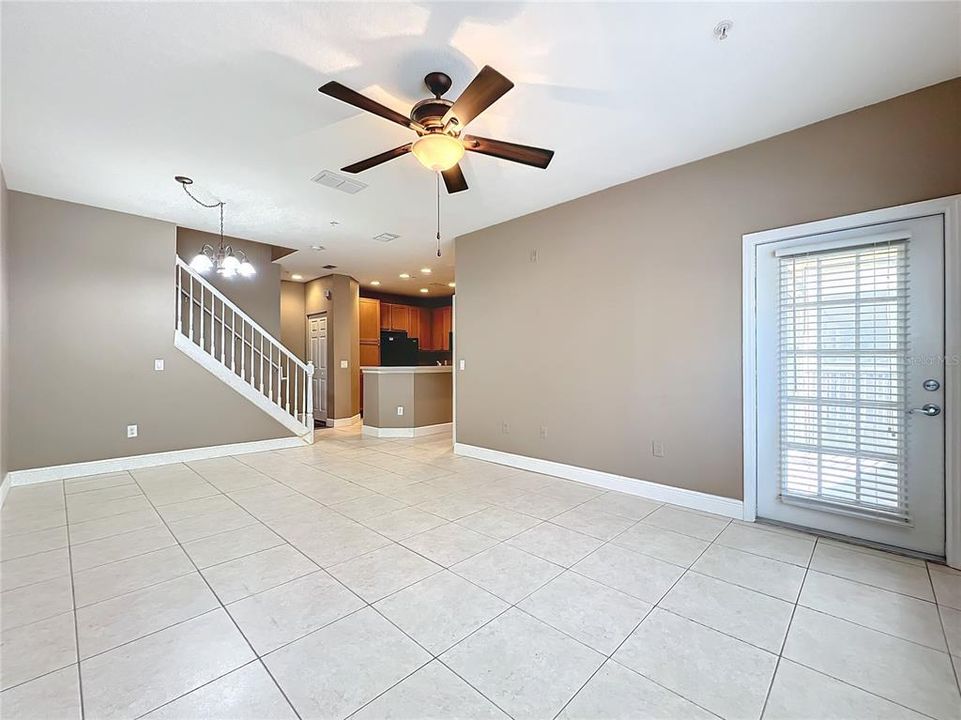 For Rent: $2,250 (3 beds, 2 baths, 1457 Square Feet)