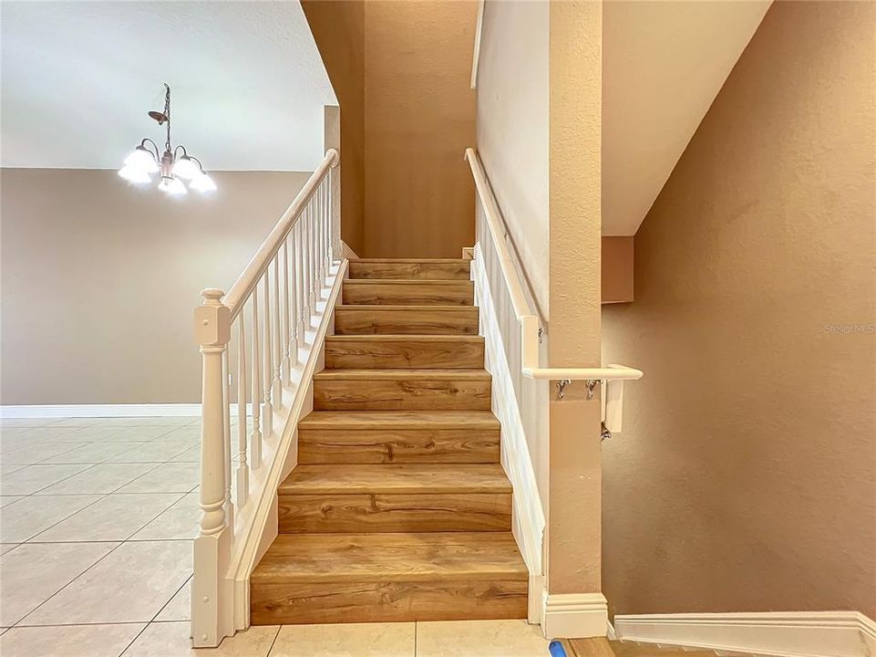 For Rent: $2,250 (3 beds, 2 baths, 1457 Square Feet)