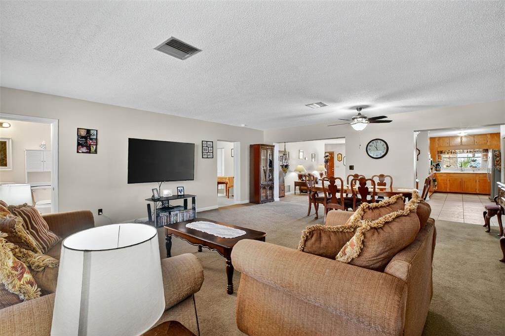 For Sale: $975,000 (4 beds, 3 baths, 3259 Square Feet)