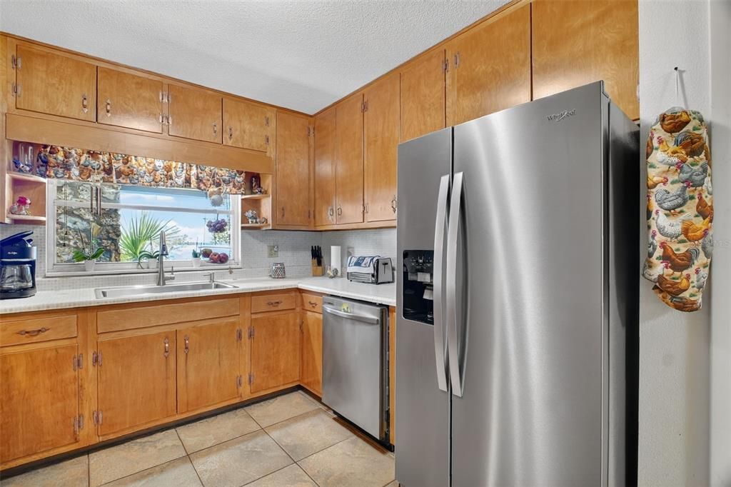 For Sale: $975,000 (4 beds, 3 baths, 3259 Square Feet)
