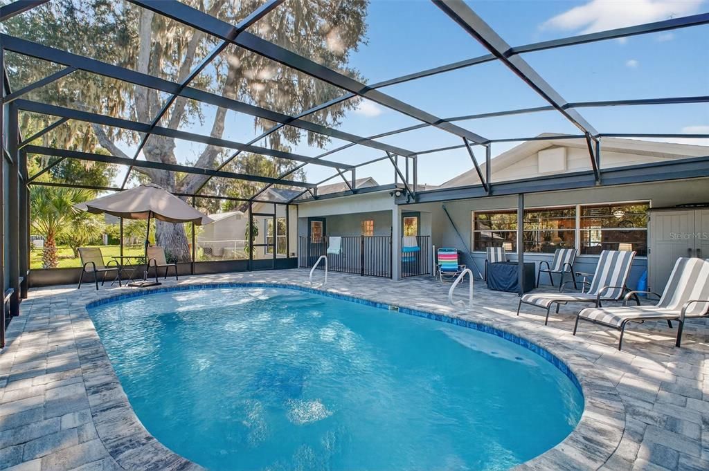 For Sale: $975,000 (4 beds, 3 baths, 3259 Square Feet)