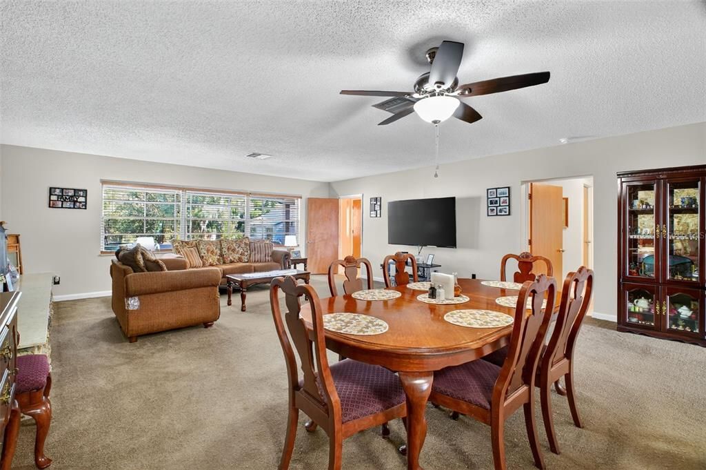 For Sale: $975,000 (4 beds, 3 baths, 3259 Square Feet)