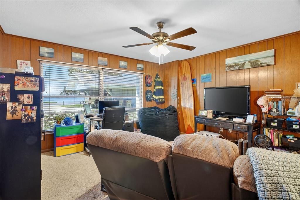 For Sale: $975,000 (4 beds, 3 baths, 3259 Square Feet)