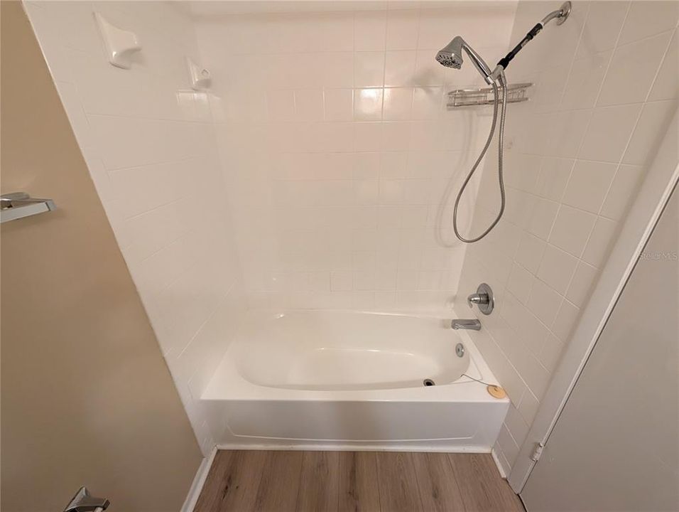 For Rent: $1,850 (2 beds, 2 baths, 1092 Square Feet)