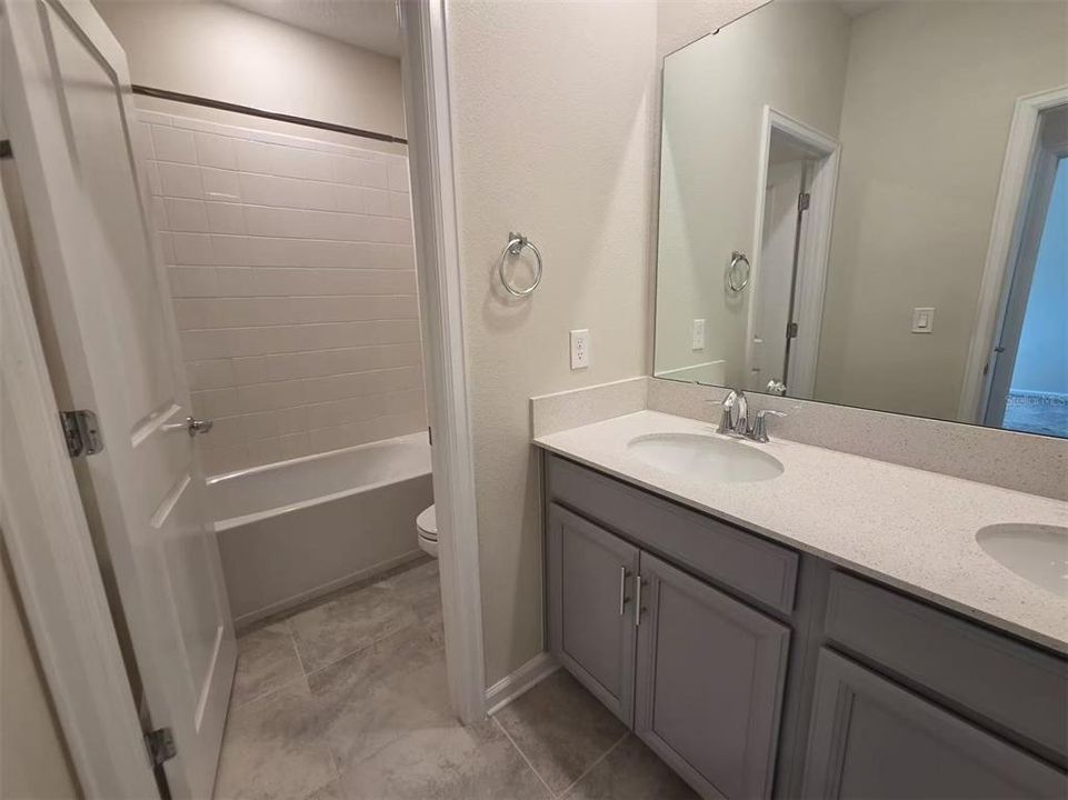 For Rent: $2,900 (4 beds, 3 baths, 2492 Square Feet)