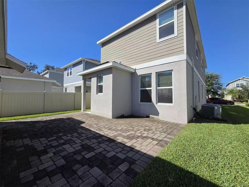 For Rent: $2,900 (4 beds, 3 baths, 2492 Square Feet)