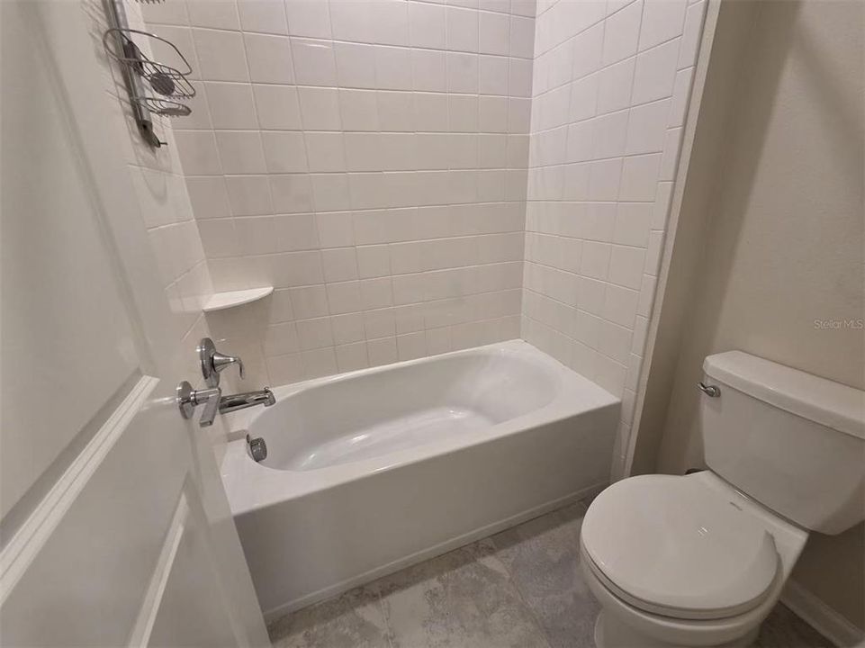 For Rent: $2,900 (4 beds, 3 baths, 2492 Square Feet)