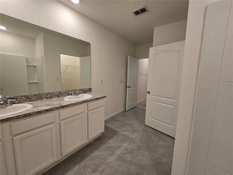 For Sale: $314,990 (3 beds, 2 baths, 1690 Square Feet)